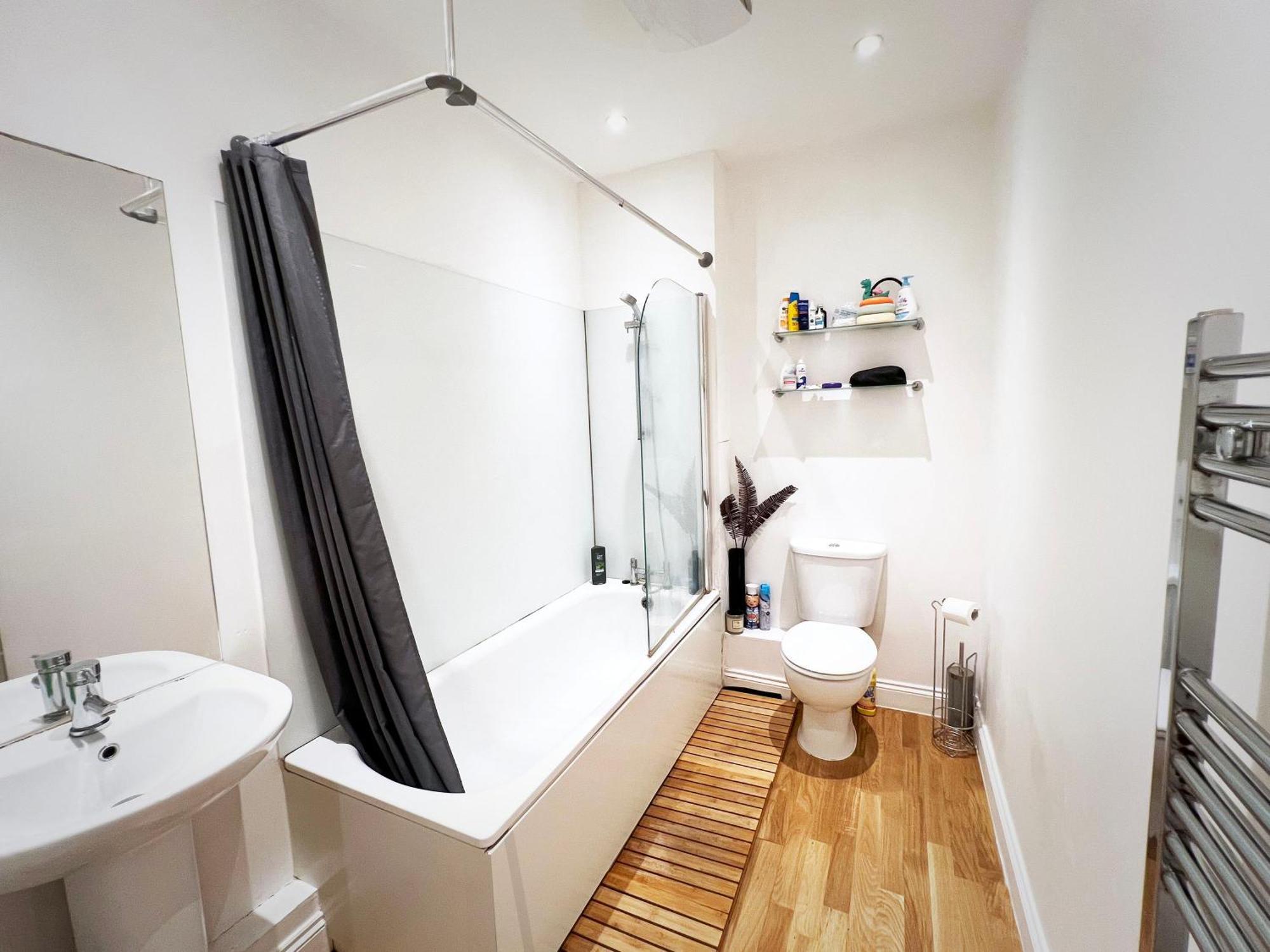 Bedroom 2, Queens Road لندن المظهر الخارجي الصورة